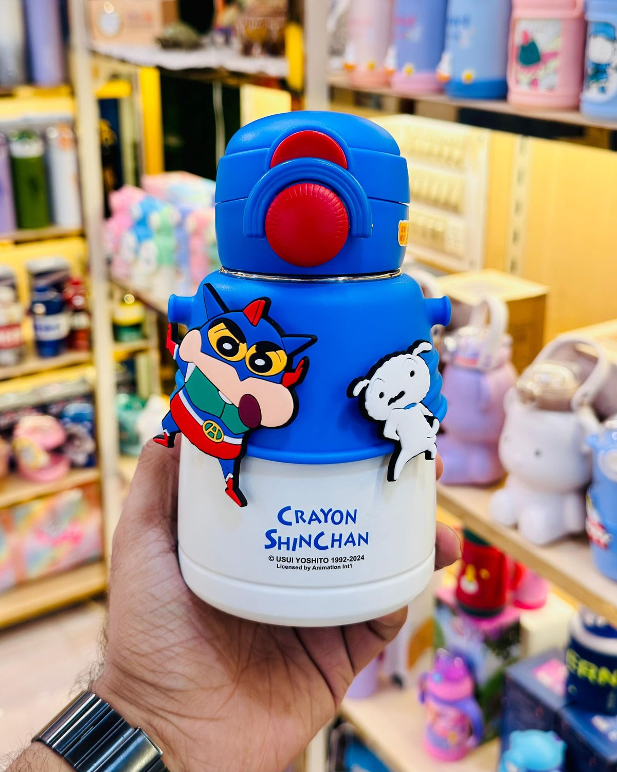 Crayon Shinchan superhero blue insulated bottle 600ml featuring character and mascot