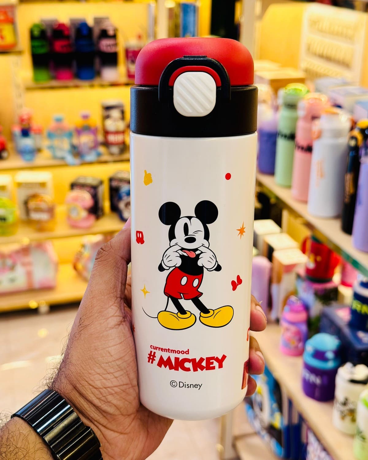 Disney Mickey Mouse 500ml SUS 316 steel bottle featuring red and black color combo