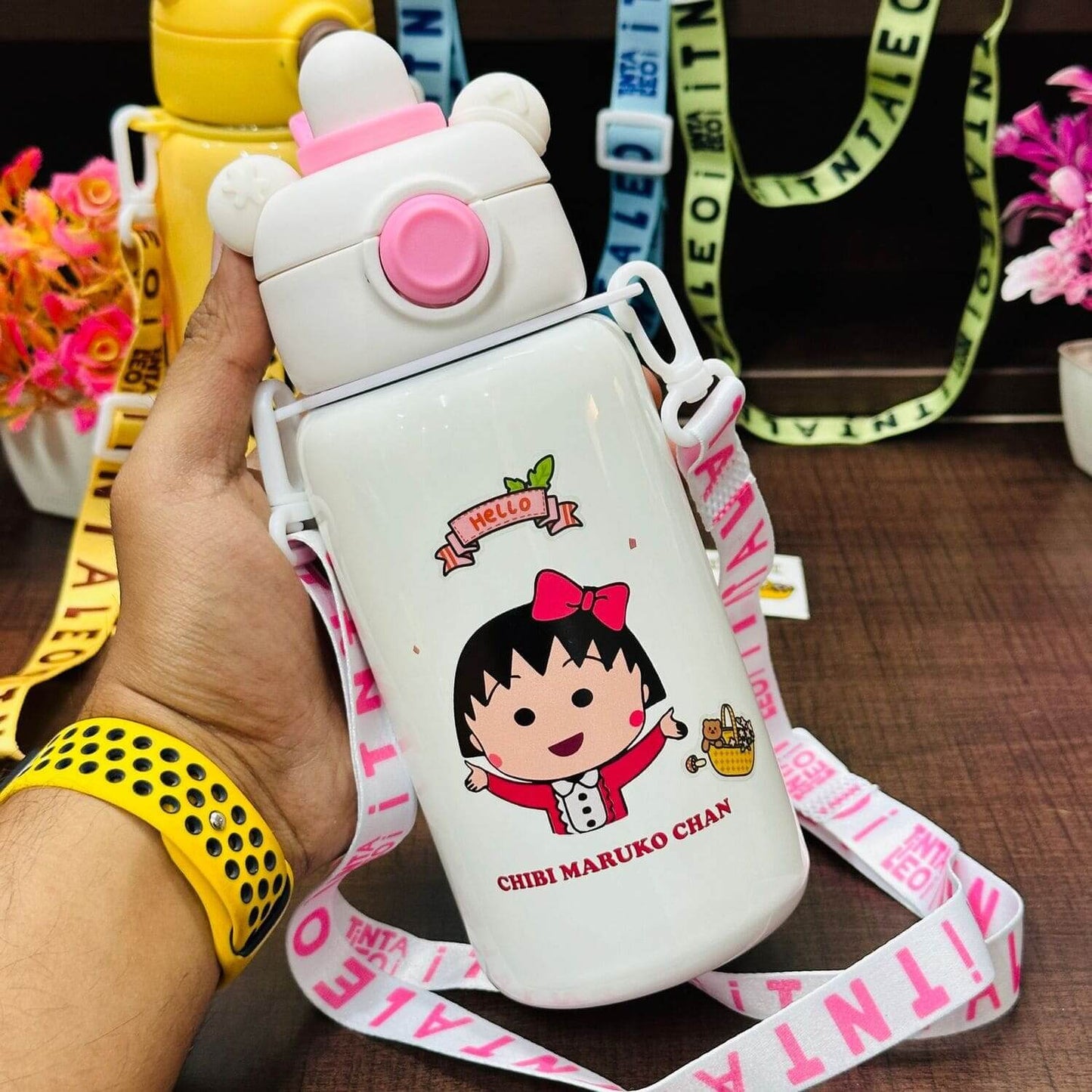 white cute stylish bottle for kids 620ml 