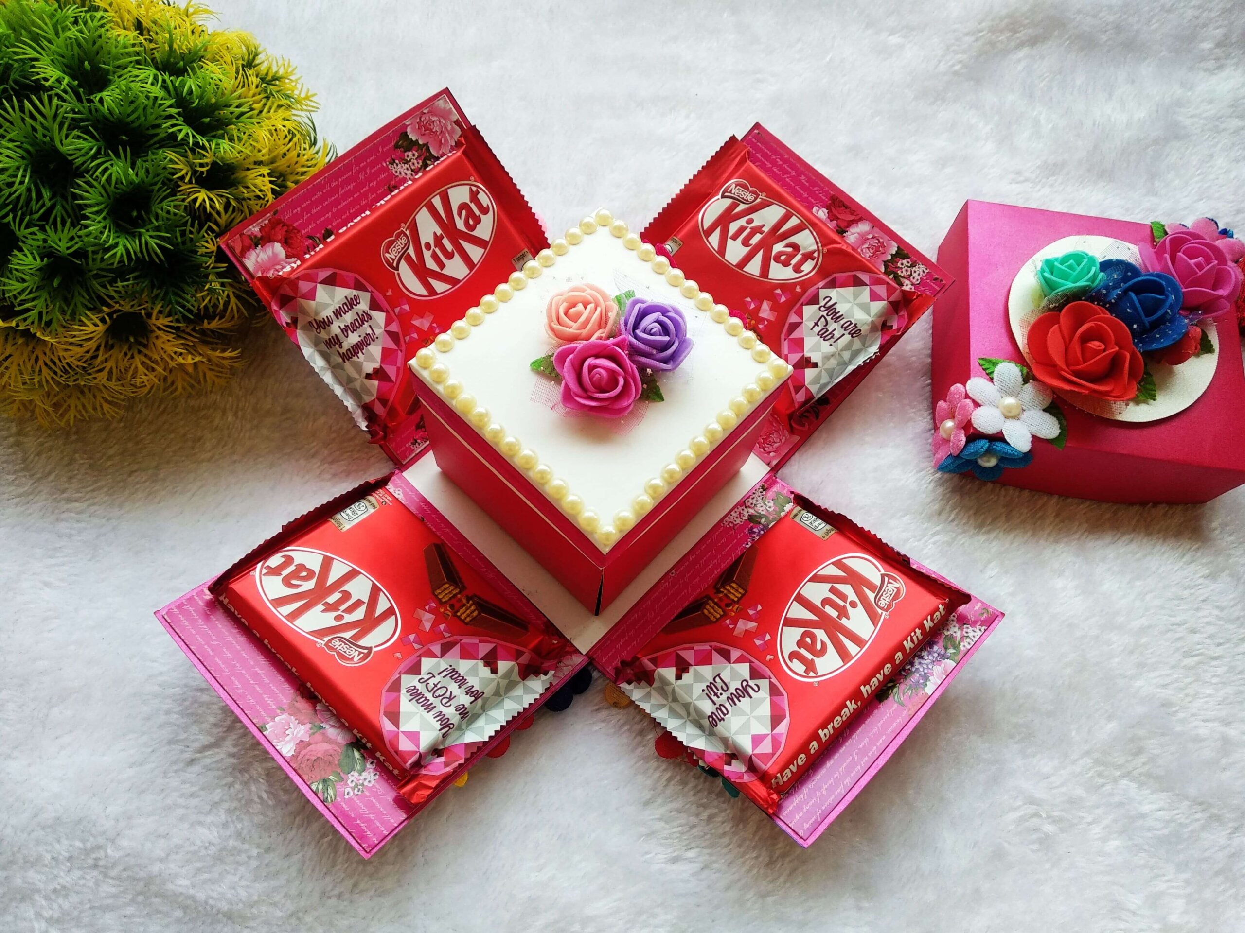Valentine Chocolate Explosion Box | Buy Chocolate Explosion Box | Best Chocolate Box | Photos Explosion Box